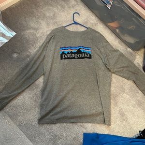 Patagonia Long sleeve Gray